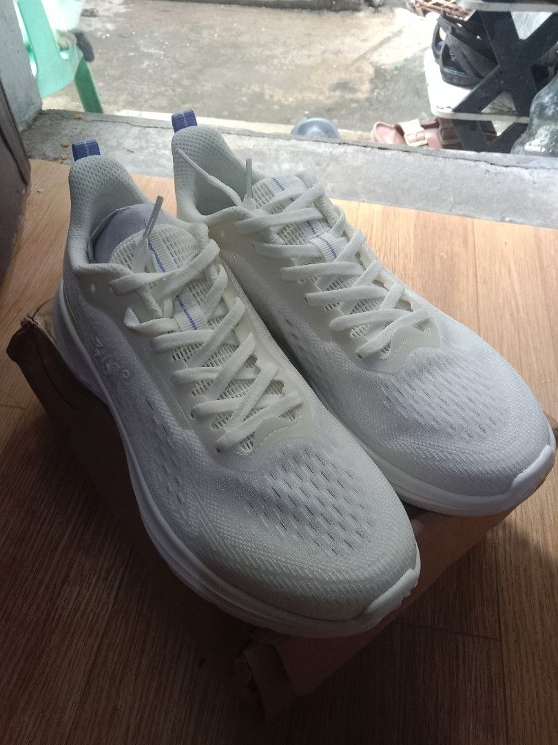 361 running shoes us. 6 (Category: Sneakers) located in Caloocan City. Submitted by ShopPlus (Listing ID 1457358351, Image 2). Description: brandnew original 361 degree running shoes for womens. us. 6 orig. price 4k plus sale 750.