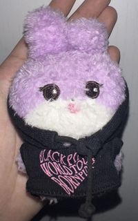 （分類：）位於 。 由 blackpinkselling 提交（商品編號 1457491746，圖片 1）。簡介： 。