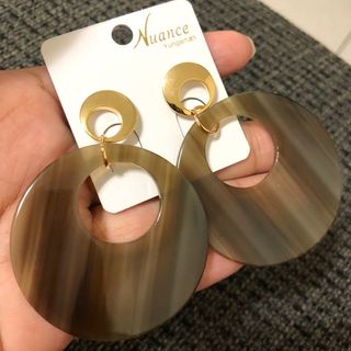 由 yangsharon (刊登 ID 1457360954，圖片 1) 提交，位於 的 (類別：)，說明：。