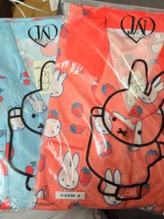 （分類：）位於 。 由 miffychy 提交（商品編號 1457502782，圖片 1）。簡介： 。