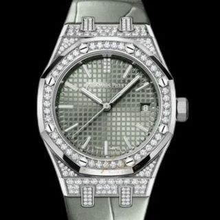 (Category: ) located in . Submitted by 0000watchcollectsg (Listing ID 1457368234, Image 1). Description: .