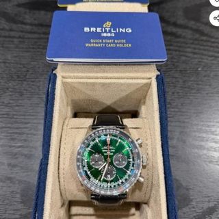 (Category: ) located in . Submitted by 0000watchcollectsg (Listing ID 1457368036, Image 1). Description: .