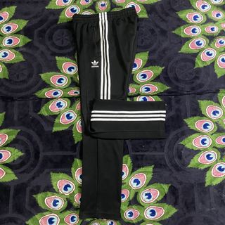 (Category: ) located in . Submitted by oldstuck_thrift (Listing ID 1457504996, Image 1). Description: .