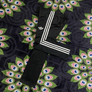 (Category: ) located in . Submitted by oldstuck_thrift (Listing ID 1457504419, Image 1). Description: .