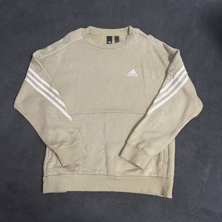 (Category: ) located in . Submitted by varsitythriftstore (Listing ID 1457445454, Image 1). Description: .