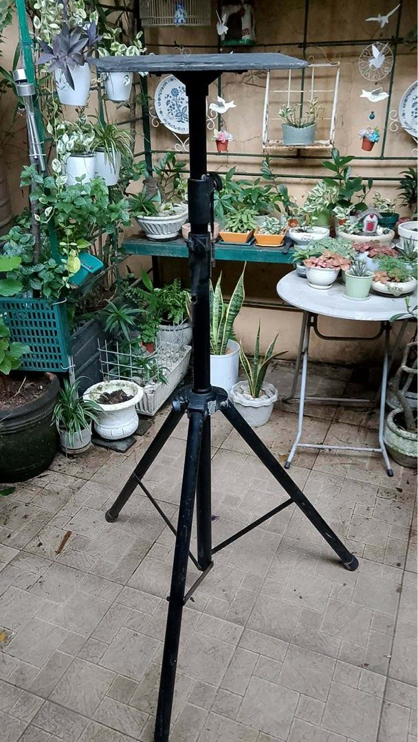 Adjustable Black Tripod Stand for Speakers or Lights (Category: Tripods & Monopods) located in Mandaluyong City. Submitted by fashionski_shoppers (Listing ID 1457415584, Image 1). Description: - Sturdy black tripod stand - Adjustable height - Ideal for speakers or lighting equipment - Folds for easy transport -Fully functional.