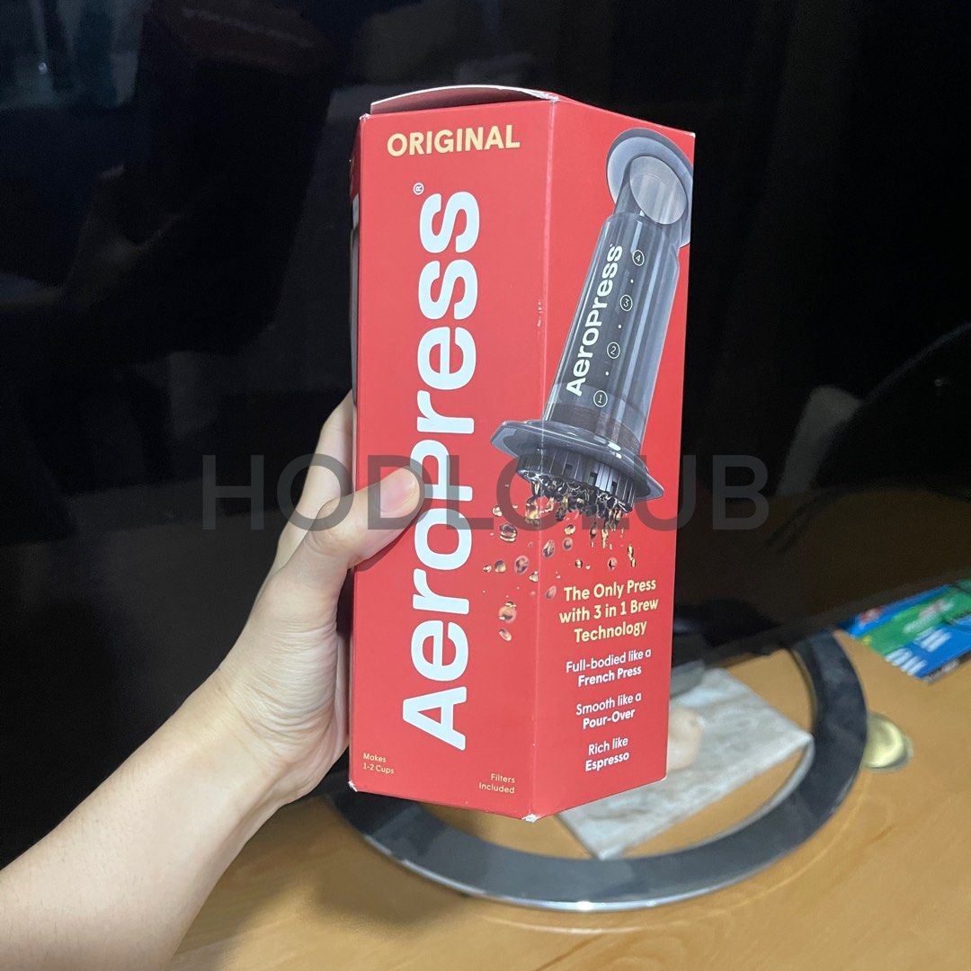 AeroPress Original Coffee Press (Category: Coffee Machines & Makers) located in Manila. Submitted by hodlclub (Listing ID 1457431277, Image 1). Description: Brand new and sealed from USA 🇺🇸.