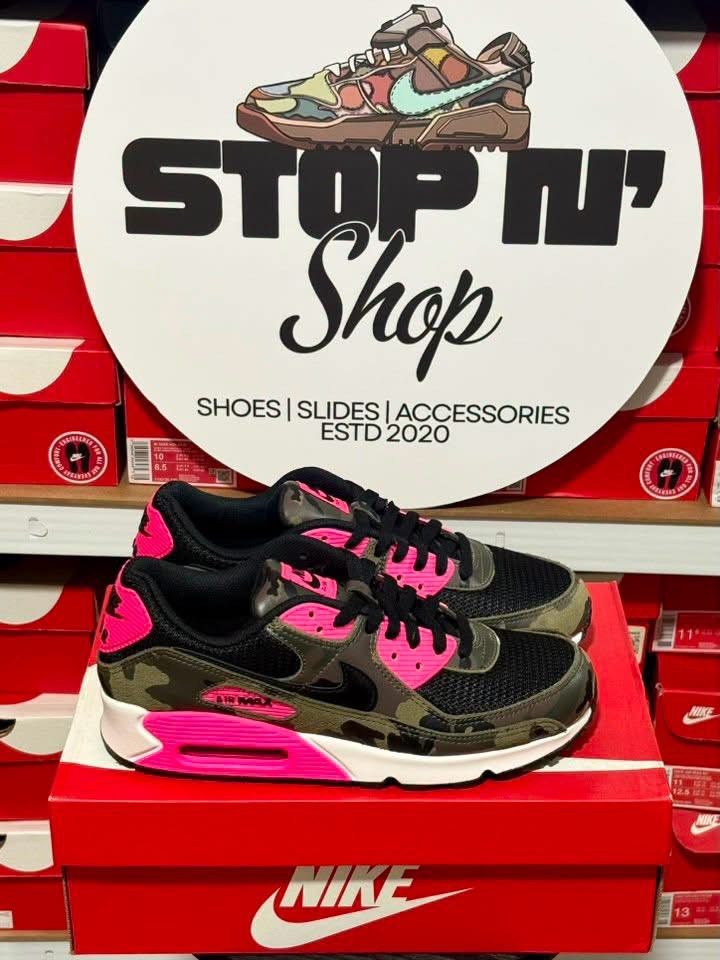 AIR MAX 90 PREMIUM 'CAMO PACK - SEQUOIA HYPER PINK' (Category: Sneakers) located in Makati City. Submitted by ilovestopnshop20 (Listing ID 1457371624, Image 1). Description: I N S T O C K 🚨 AIR MAX 90 PREMIUM 'CAMO PACK - SEQUOIA HYPER PINK' Size Available: 7.5/9 US Men 9/10.5 US Women (Converted) ON HAND & READY TO SHIP! ✅NOW: ₱5,295 ❌SRP: ₱8,095 📍LOCATION: BRGY KARUHATAN, VALENZUELA CITY MOP • GCASH, BDO, BPI MOD • Lalamove, J&T Express, GOGO