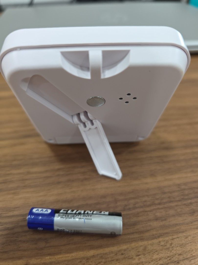 Alarm Clock / Timer (Category: Clocks) located in Singapore. Submitted by happy_browsing (Listing ID 1457454048, Image 2). Description: .