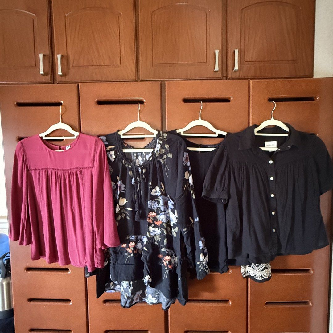 American Eagle & Old Navy Tops Bundle (Category: Longsleeves) located in Davao. Submitted by keirousel (Listing ID 1457444300, Image 1). Description: Breezy material. Sold as bundle. Fits S up to M relaxed fit. All bought in-store..