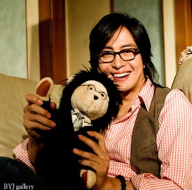 Bae Yong Joon - Joon Bear (Category: Plushies & Soft Toys) located in Cebu City. Submitted by umijn (Listing ID 1457391284, Image 3). Description: This is a bear for Bae Yong Joon designed by Joanne Oh of Jeju created for the winter sonata series. This is a collector bear if you love byj and winter sonata. Bear condition VGC while the box plastic is broken which you can see in the photo. .