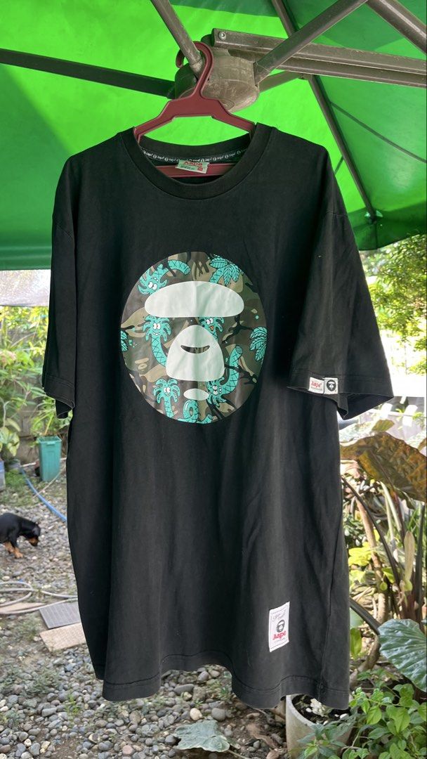 Bape shirt (Category: Tshirts & Polo Shirts ) located in Davao. Submitted by reyesxiant69137 (Listing ID 1457403967, Image 1). Description: .