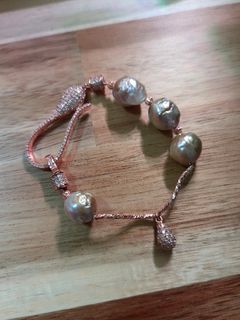 (Category: ) located in . Submitted by hellopandaaaaa (Listing ID 1457446081, Image 1). Description: .
