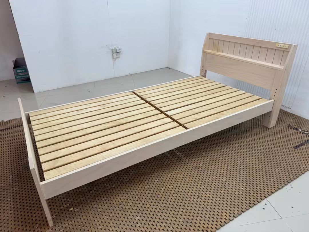 Bed frame single (Category: Bed Frames & Mattresses) located in Meycauayan. Submitted by marygracecasimiro (Listing ID 1457378463, Image 2). Description: Wooden Platform Single Bed Frame Price: 8,900 38 x 78 x 30.5/11 In good condition 💚.