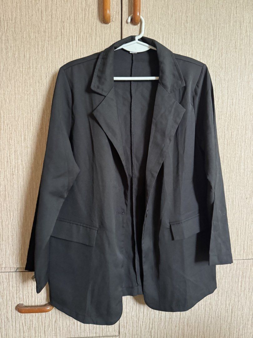 Black Blazer (Category: Coats, Jackets and Outerwear) located in Manila. Submitted by antonettegan (Listing ID 1457380647, Image 1). Description: .