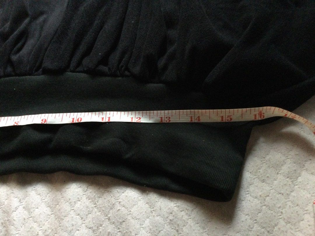Black couquette laced skirt (Category: Skirts) located in Aringay. Submitted by starthirftfinds (Listing ID 1457387449, Image 2). Description: -Layered.