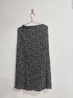 (Category: ) located in . Submitted by tytypreloved (Listing ID 1457389028, Image 1). Description: .