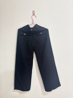 (Category: ) located in . Submitted by tytypreloved (Listing ID 1457388771, Image 1). Description: .