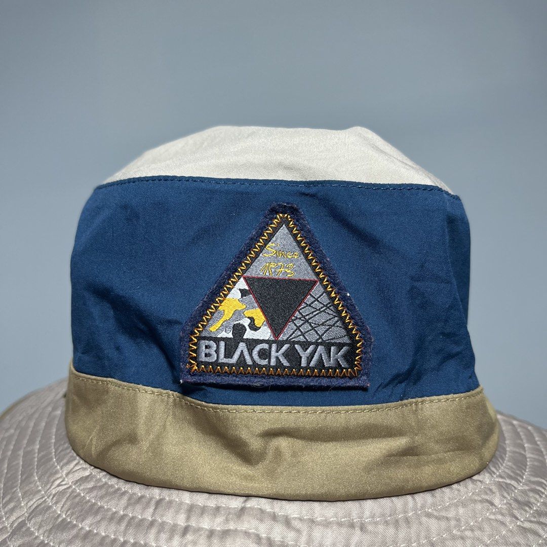 Black Yak outdoor bucket hat (Category: Caps & Hats) located in Bacolod City. Submitted by marmanj (Listing ID 1457404357, Image 3). Description: Black Yak outdoor bucket hat ♻️ •Original - Complete tags •Condition: Like new •Size: Small - Medium •triangular brand patch on the front •Color: Tan / Khaki / Blocked Blue •Color rate: 10/10 •No flaws 🔖Price: ₱750 📌Location: Bacolod City Negros Occidetal ‼️Disclaimer: We are not affiliated with the O