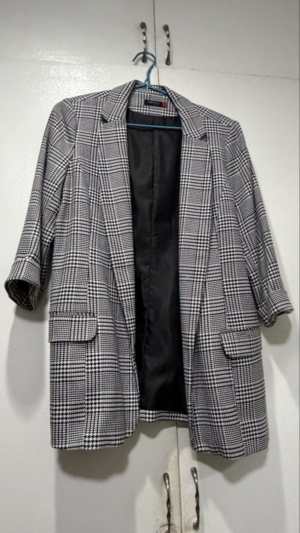 Blazer and Skirt Coordinates Corporate XL (Category: Sets or Coordinates) located in Caloocan City. Submitted by sadfries2019 (Listing ID 1457478283, Image 1). Description: Used only once sold as set already size XL .