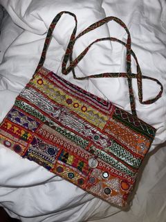 (Category: ) located in . Submitted by dianasclosetfinds (Listing ID 1457448609, Image 1). Description: .