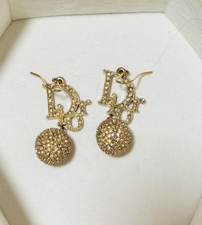 （分類：）位於 。 由 c.palace 提交（商品編號 1457505144，圖片 1）。簡介： 。