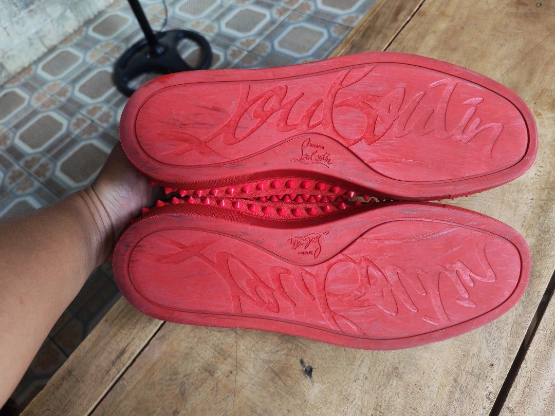 CHRISTIAN LOUBOUTIN (Category: Casual Shoes) located in Santiago. Submitted by erickastella02 (Listing ID 1457338531, Image 3). Description: Christian Louboutin Ukay source Size 42.5 Very good condition Shipping via j&t / LBC add Sf Location : Santiago City, Isabela.
