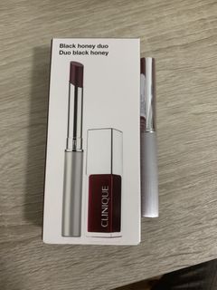 (Category: ) located in . Submitted by cosmeticsskincare (Listing ID 1457460829, Image 1). Description: .