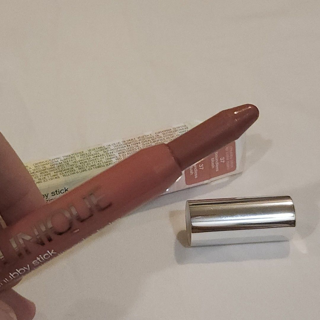 Clinique Chubby Stick in Boundless Blush (Category: Makeup) located in Quezon City. Submitted by dboba (Listing ID 1457477030, Image 2). Description: Used once, cleaned with alcohol amd tissue ☺️ Too light for me, medjo impulse buy hehe SRP is P1,350 Check out my other listings, too! 😊.