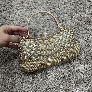 (Category: ) located in . Submitted by cik_shopaholic (Listing ID 1457361045, Image 1). Description: .