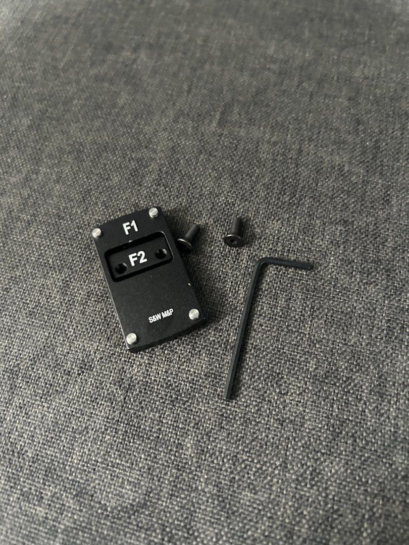 Compact Red Dot Sight Mount Base for Smith & Wesson M&P SD40VE Mount Plate, F1 (Category: Combat Sports) located in General Trias. Submitted by aprilocampo0412 (Listing ID 1457367129, Image 3). Description: Compact Red Dot Sight Mount Base for Smith & Wesson M&P SD40VE Mount Plate, F1.