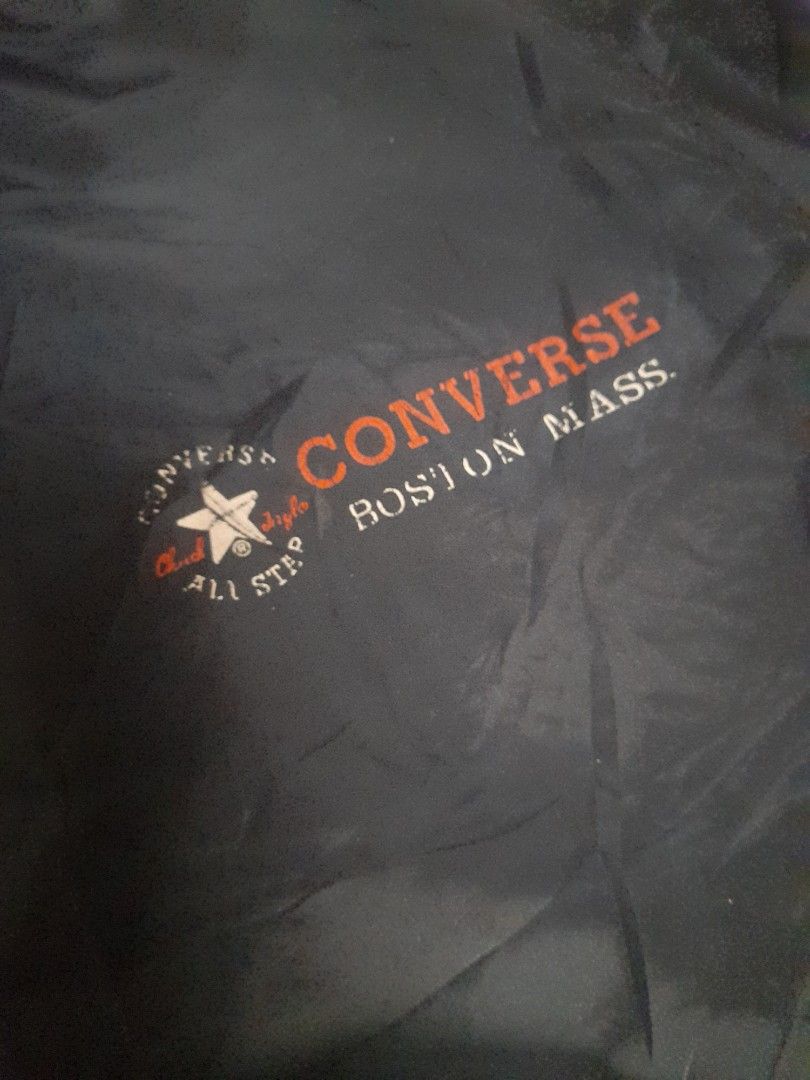 CONVERSE JACKET (Category: Coats, Jackets and Outerwear) located in Kuala Lumpur. Submitted by saibundle (Listing ID 1457359786, Image 3). Description: PIT 22 LABUH 26.