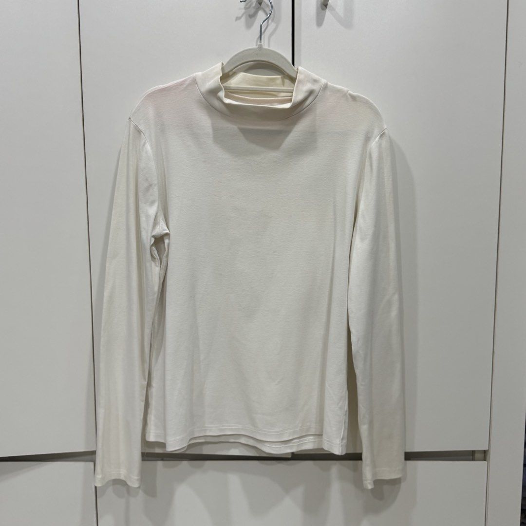 Cream Mock Neck Long Sleeve Top White (Category: Longsleeves) located in Pasig City. Submitted by vovothefool (Listing ID 1457512080, Image 1). Description: shoulder ” 16 length “ 23.