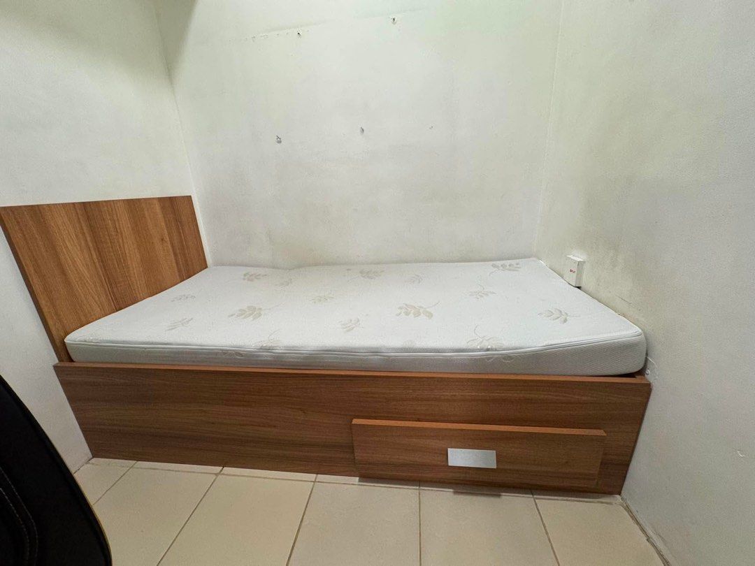 Customize Bed Frame (Category: Bed Frames & Mattresses) located in Paranaque City. Submitted by obikylo (Listing ID 1457473710, Image 2). Description: For Sale: -174x58cm - made of marine wood with one drawer (soft close drawer) - customize bed frame.