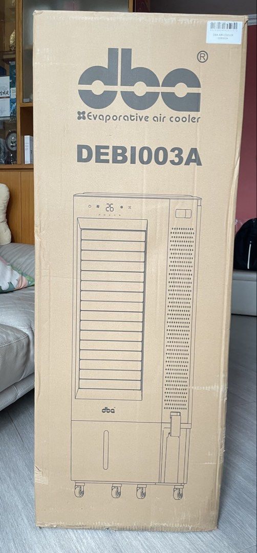 DBA DEBI003A 冷風機 25L 水箱 （分類：冷氣機及暖風機）位於 Hong Kong。 由 Suphurking 提交（商品編號 1457515405，圖片 2）。簡介： DBA 出嘅冷風機，型號 DEBI003A。有 25 公升大水箱，夠晒用。風量 4000 立方米/小時，夠晒涼快。仲可以加冰粒，製冷效果更好。有埋擺風功能，送風範圍廣。。