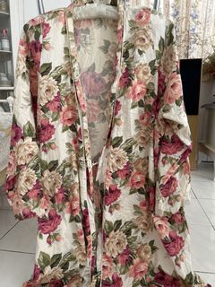 (Category: ) located in . Submitted by azthrift69 (Listing ID 1457392855, Image 1). Description: .