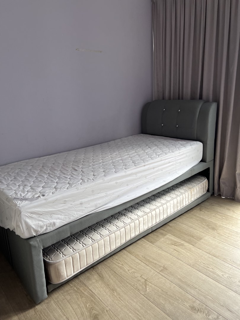(Category: ) located in . Submitted by fieu.co (Listing ID 1457511915, Image 1). Description: .