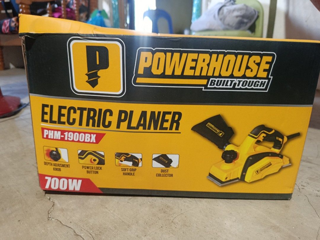 Electric Planer (Category: Construction Tools & Equipment) located in Manila. Submitted by kermay21 (Listing ID 1457413327, Image 2). Description: FOR SALE ELECTRIC PLANER 700 watts •1 beses lang nagamit •NO ISSUE •PM IS THE KEY. .