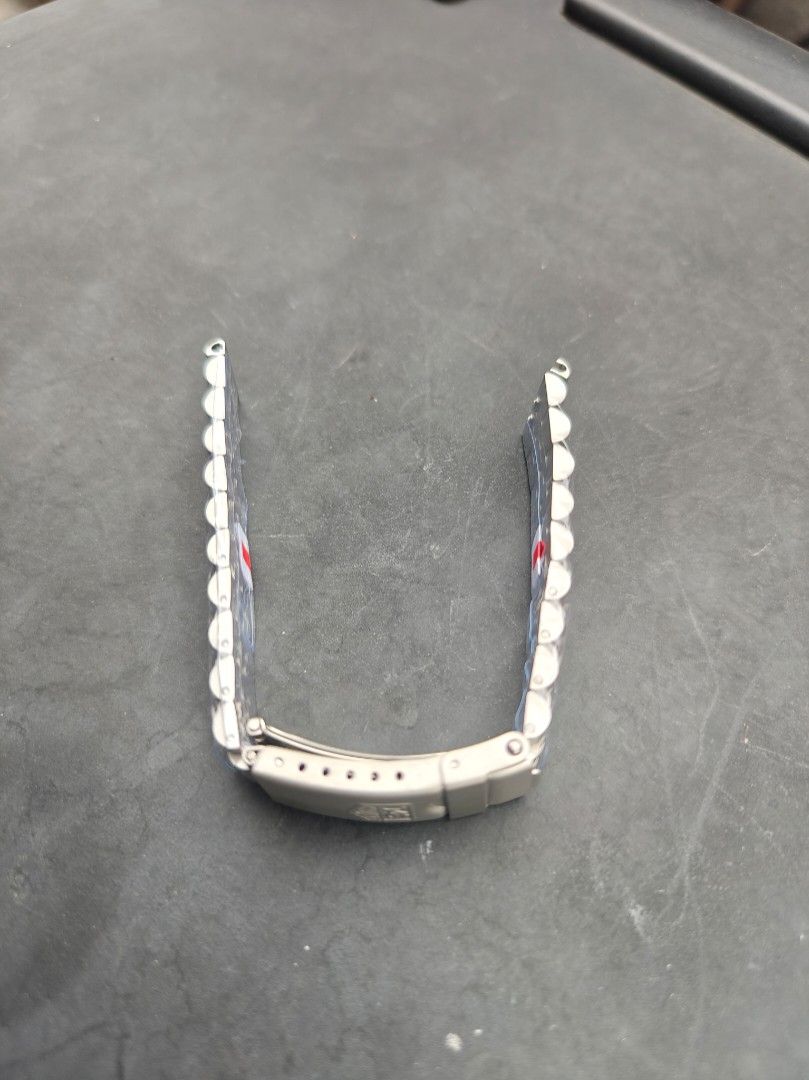 F1 Classic Lady Bracelet (Category: Looking For) located in Manila. Submitted by YurWatch (Listing ID 1450138743, Image 3). Description: F1 Classic Tag Heuer Ladies Bracelet Brand New Condition For Sale: 2500 Pm to interested 🤩🤝.