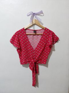 (Category: ) located in . Submitted by wornwardrobe (Listing ID 1457468931, Image 1). Description: .