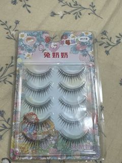 (Category: ) located in . Submitted by promakeup168 (Listing ID 1457458799, Image 1). Description: .