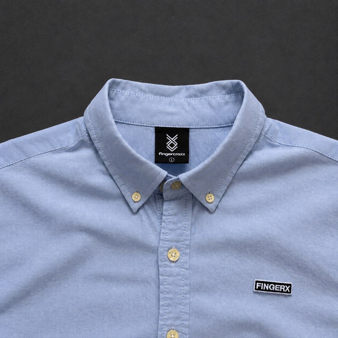 FINGERCROXX LONG-SLEEVE BOTTON DOWN SHIRT (Category: Formal Shirts) located in Taguig. Submitted by clarrk95 (Listing ID 1457397287, Image 2). Description: Fingercroxx Long-sleeve Botton Down Shirt Size: L (Tag) Length: 27inches Width: 20inches Sleeve Length: 19inches PRICE: ₱350 ONLY! FLAWS: Minor stain (washable) ✅ very good condition ✅ add shipping fee ✅ ignoring LP inquiry Shipping: Lalamove | J&T | LBC Location: Taguig📍 Payment: Gcash | Ban