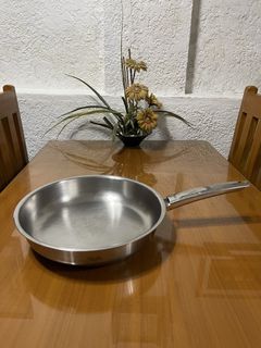 (Category: ) located in . Submitted by doublelkitchenware (Listing ID 1457389399, Image 1). Description: .