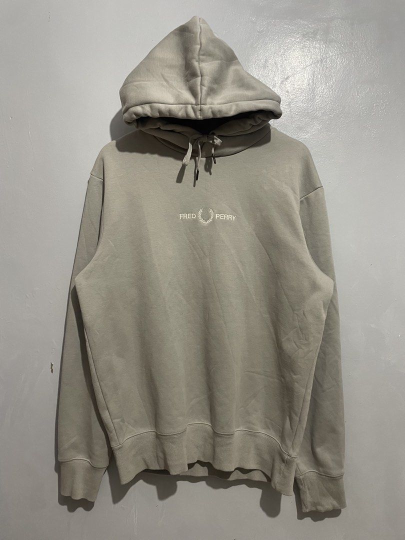 Fred Perry Script Hoodie (Category: Activewear) located in Taguig. Submitted by _curatedfits (Listing ID 1457366325, Image 1). Description: Fred Perry Script Hoodie Size: Large Width 23” Length 28” Flaws white stains unnoticeable Check pic to see - 1,250 nego dm!.