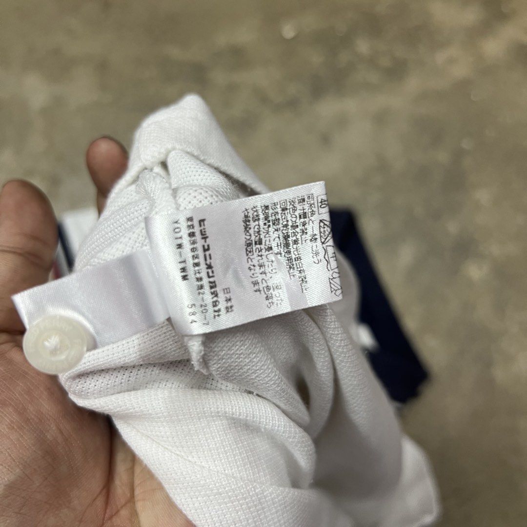 Fredperry (Category: Activewear) located in Kuala Lumpur. Submitted by vintagevictim (Listing ID 1457466310, Image 3). Description: 18/22.