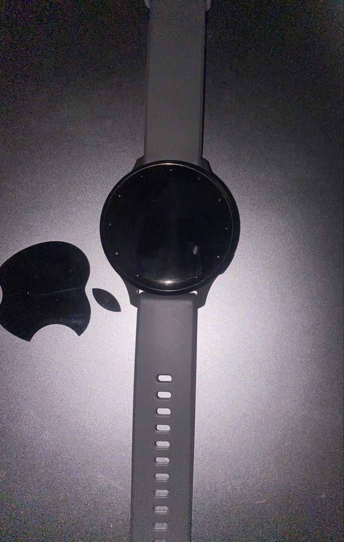 Garmin Venu 3 S (Category: Wearables & Smart Watches) located in Bacoor. Submitted by statwears (Listing ID 1457444963, Image 2). Description: unit and original charger only no box no scratches no hidden issues can swap to forerunners rfs: will lean to forerunner series.