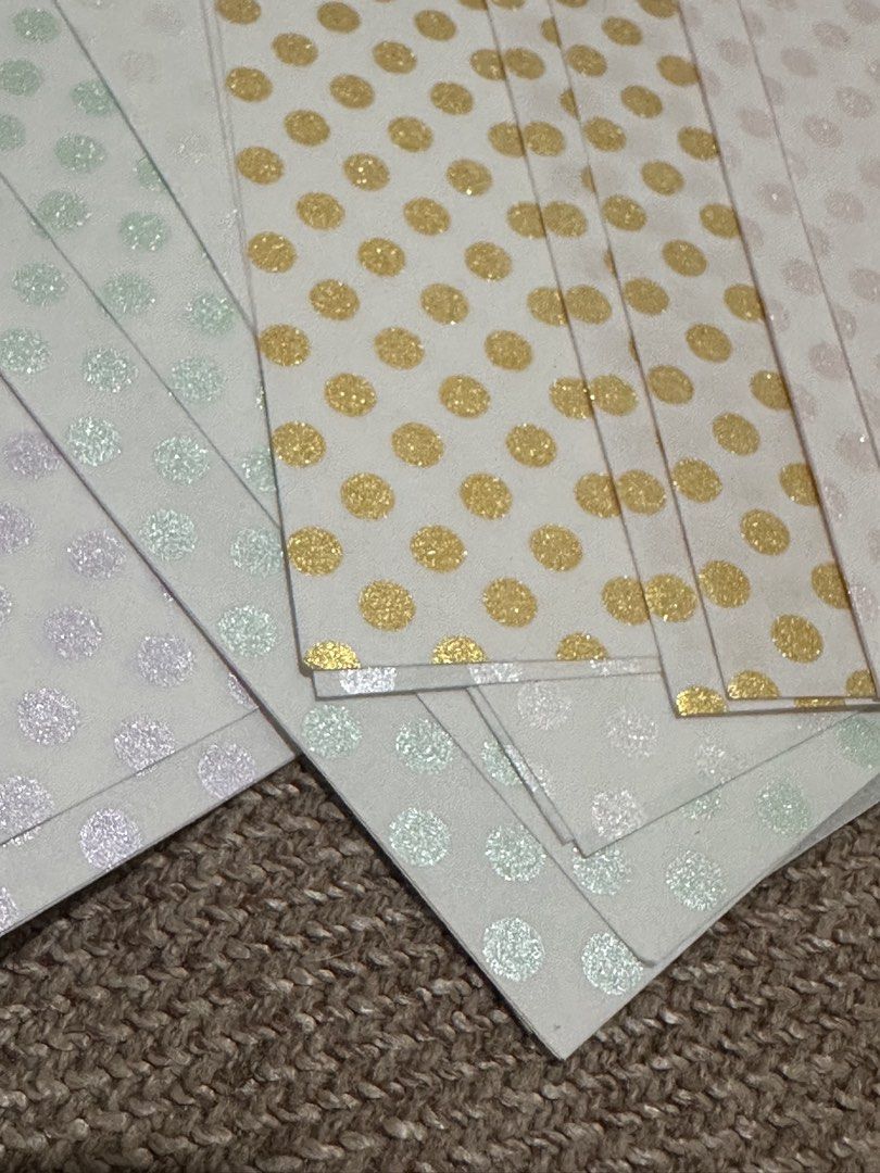 Glitter Polka Dot Design Assorted Colors Pack Origami Paper (Category: Craft Supplies & Tools) located in Davao. Submitted by favoritepreloved (Listing ID 1457467645, Image 3). Description: 💜 Fix price.