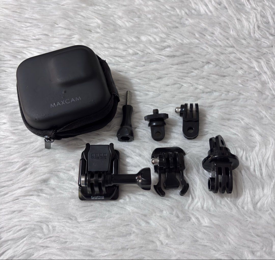 Go Pro Accessories (Category: Camera Bags & Carriers) located in Paranaque City. Submitted by dalle_closet (Listing ID 1457361519, Image 1). Description: go pro accessories .