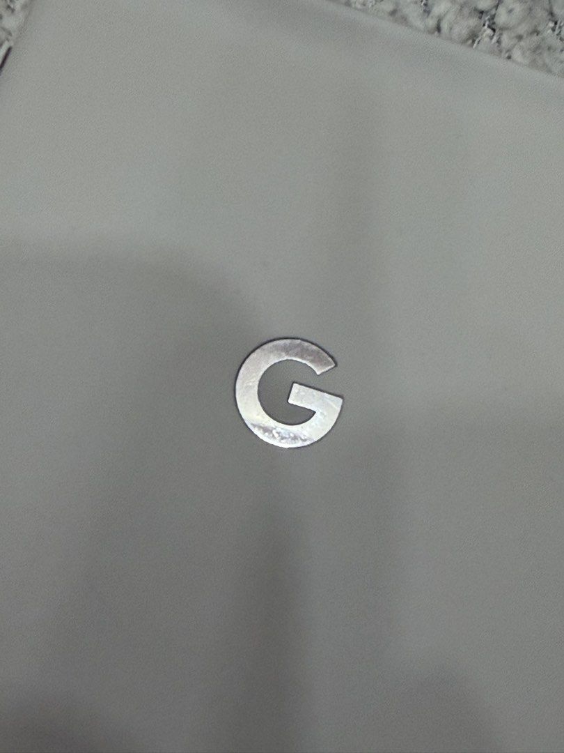 Original Google Pixel 8 Pro Case - Porcelain (Category: Cases & Sleeves) located in Pasig City. Submitted by jgbeautique (Listing ID 1457423937, Image 3). Description: Original price: 35USD Selling for 76% off RFS: decluttering Has minor defect but still functional.