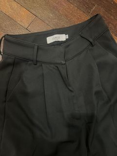 (Category: ) located in . Submitted by preloved-xcs (Listing ID 1457465175, Image 1). Description: .